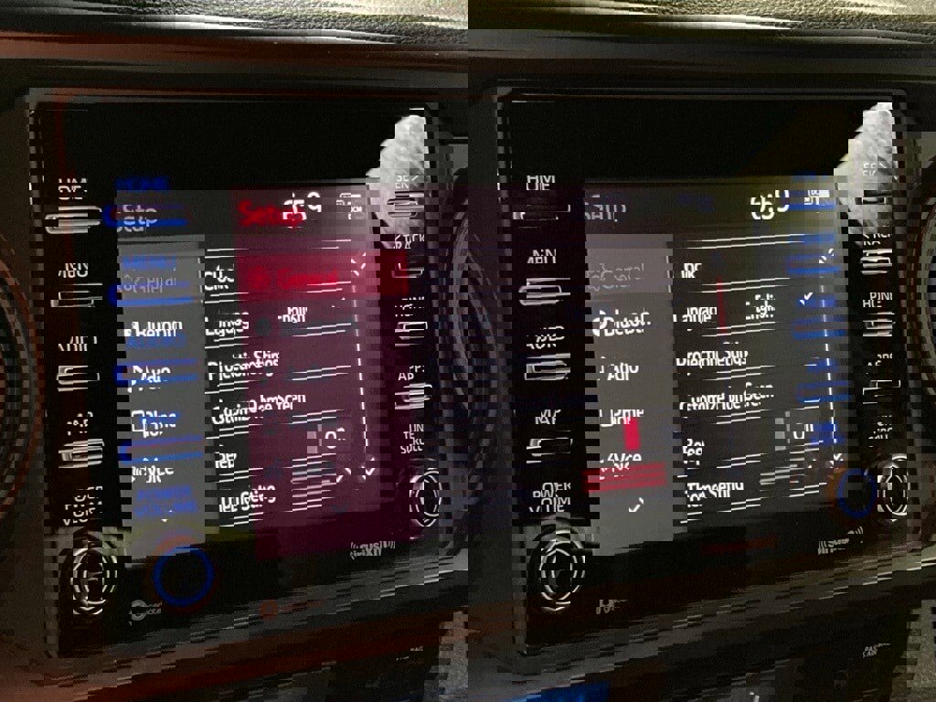 Certified 2022 Toyota Tacoma SR image 19