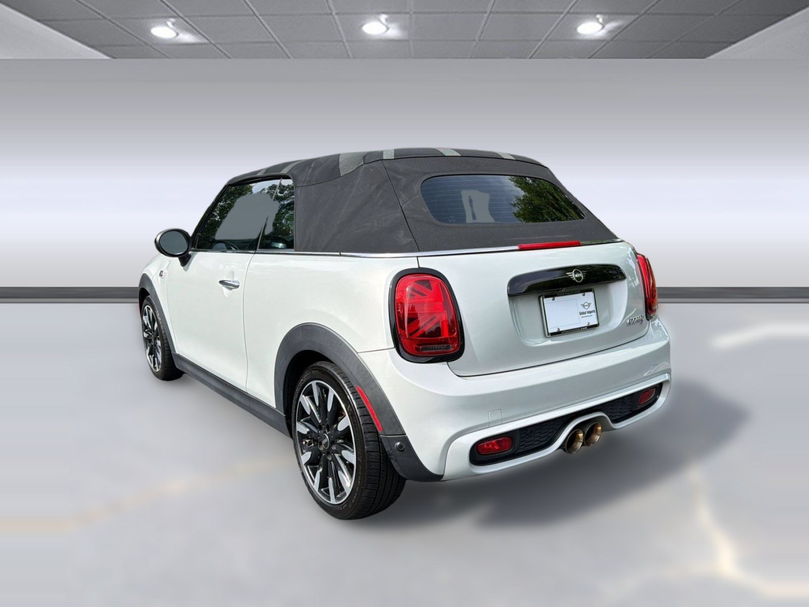 Used 2019 MINI Cooper S FWD image 3