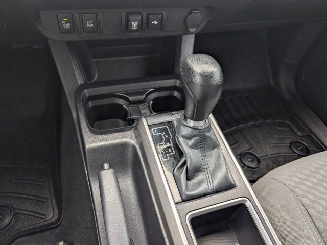 Used 2022 Toyota Tacoma SR5 w/ Technology Package RWD image 26