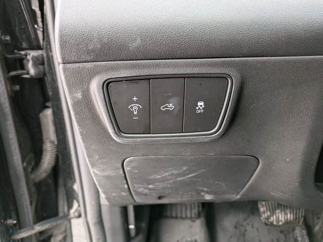 Used 2023 Hyundai Santa Cruz Night AWD/4WD image 18