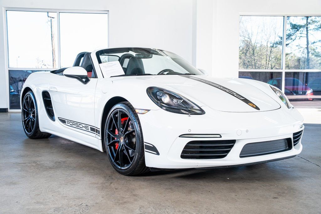 Used 2019 Porsche 718 Boxster image 4