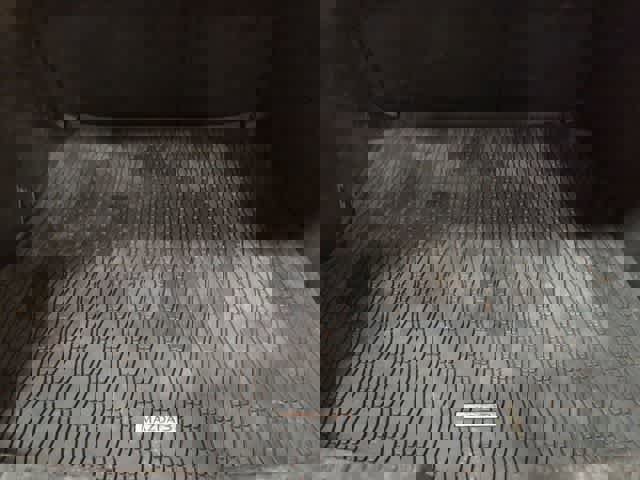 Used 2021 MAZDA MAZDA3 s image 31