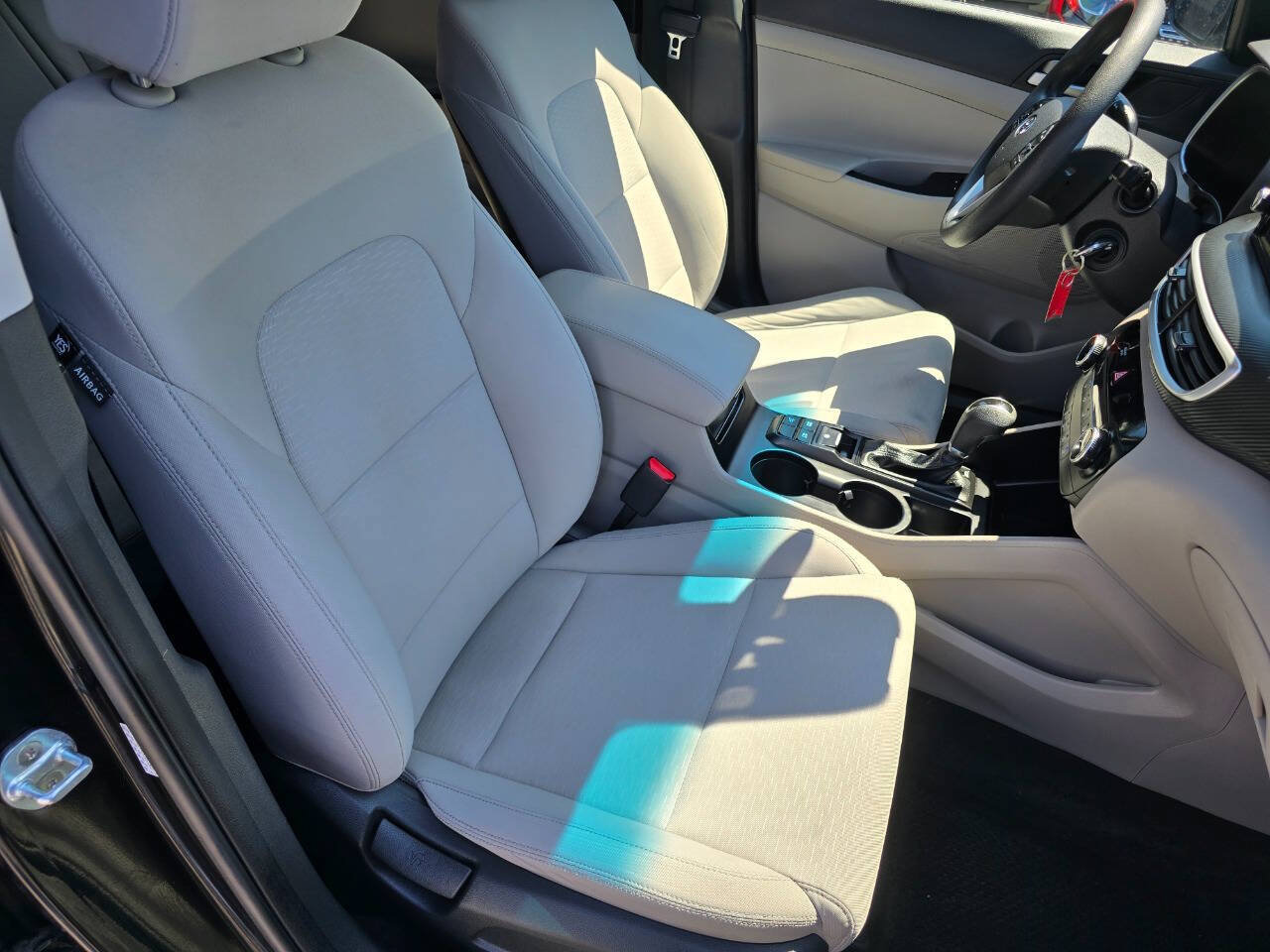 Used 2019 Hyundai Tucson SE AWD/4WD image 29