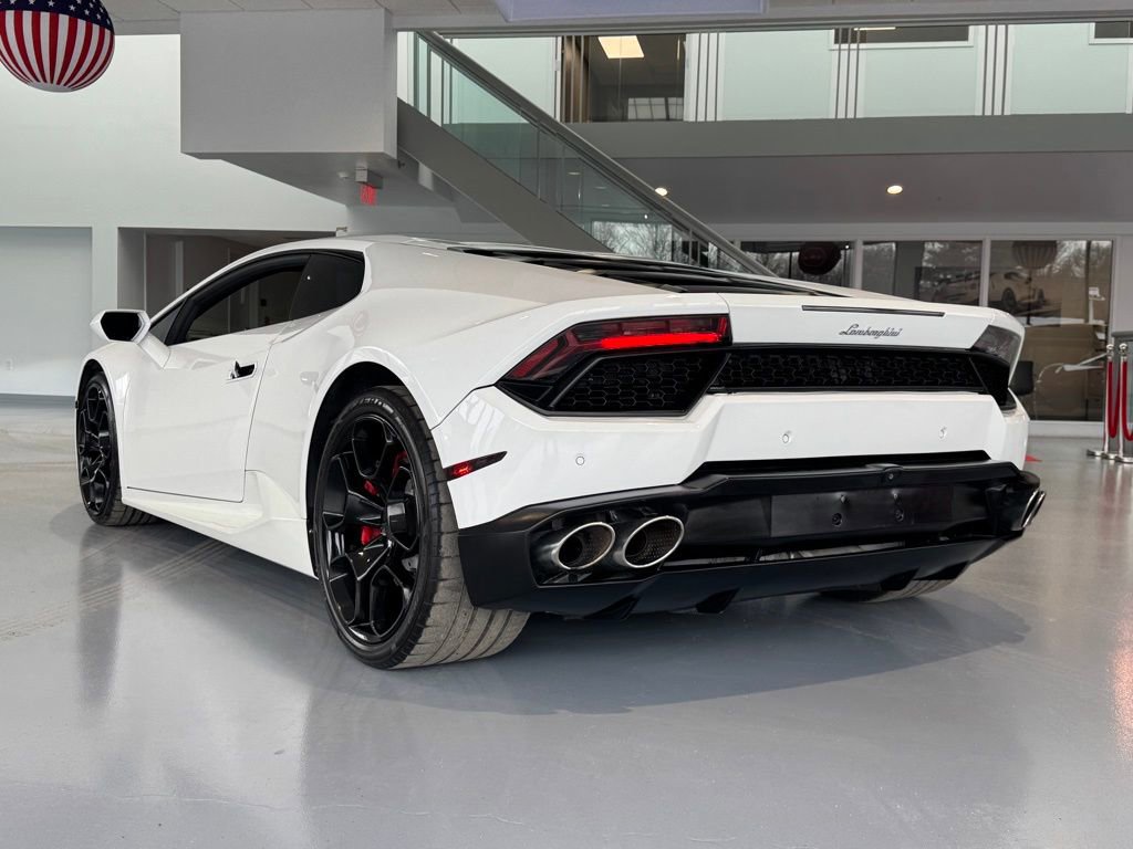 Used 2016 Lamborghini Huracan LP 580-2 image 4