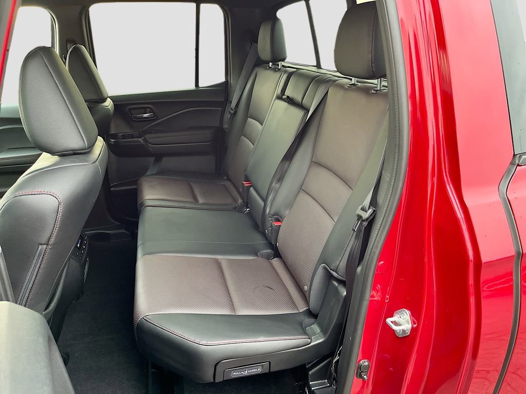 Used 2025 Honda Ridgeline Black Edition image 26