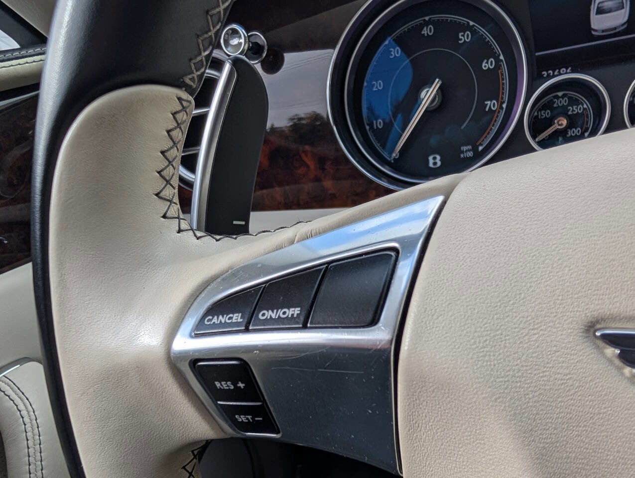 Used 2016 Bentley Flying Spur W12 AWD/4WD image 15