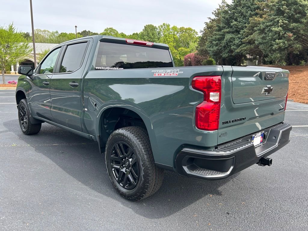 New 2026 Chevrolet Silverado 1500 Custom Trail Boss w/ LPO, Dark Essentials Package AWD/4WD image 17
