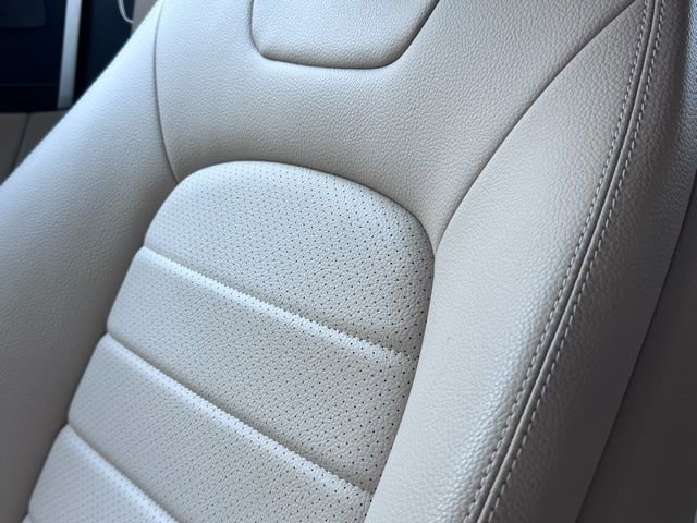 Used 2023 Mercedes-Benz C 300 4MATIC Cabriolet image 18