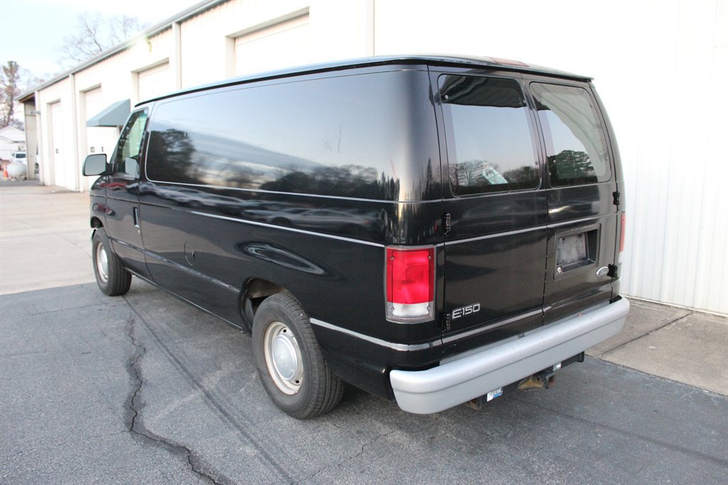 Used 2000 Ford E-150 and Econoline 150 image 4