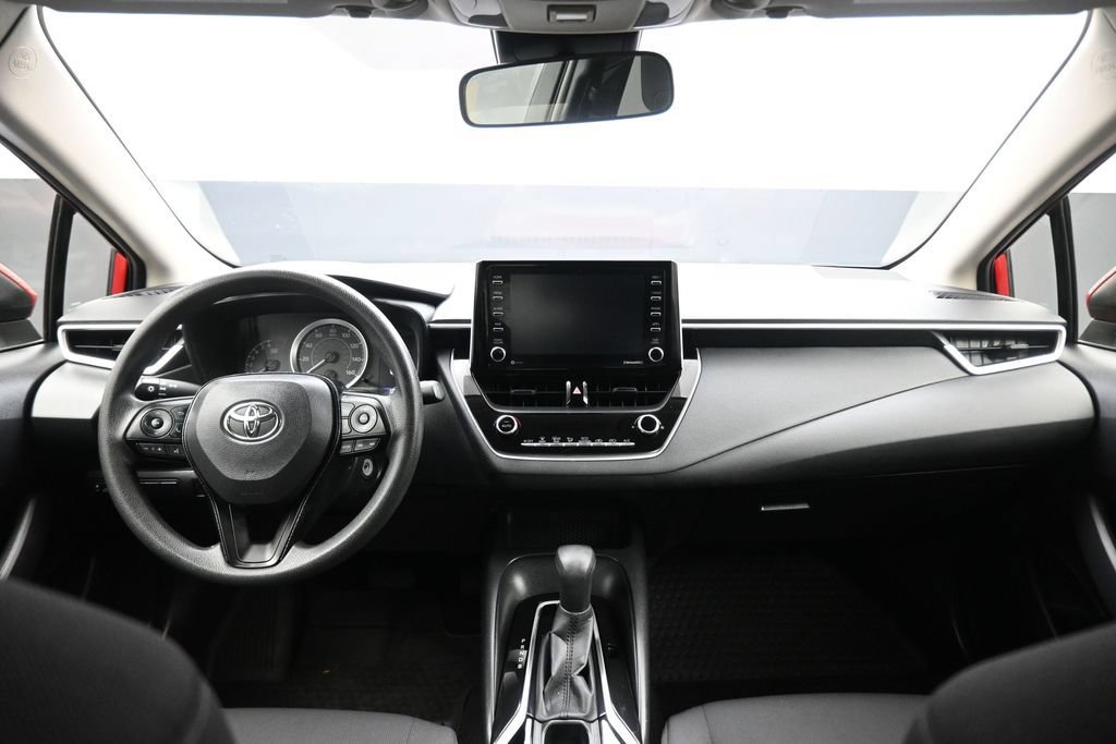 Used 2021 Toyota Corolla LE FWD image 36