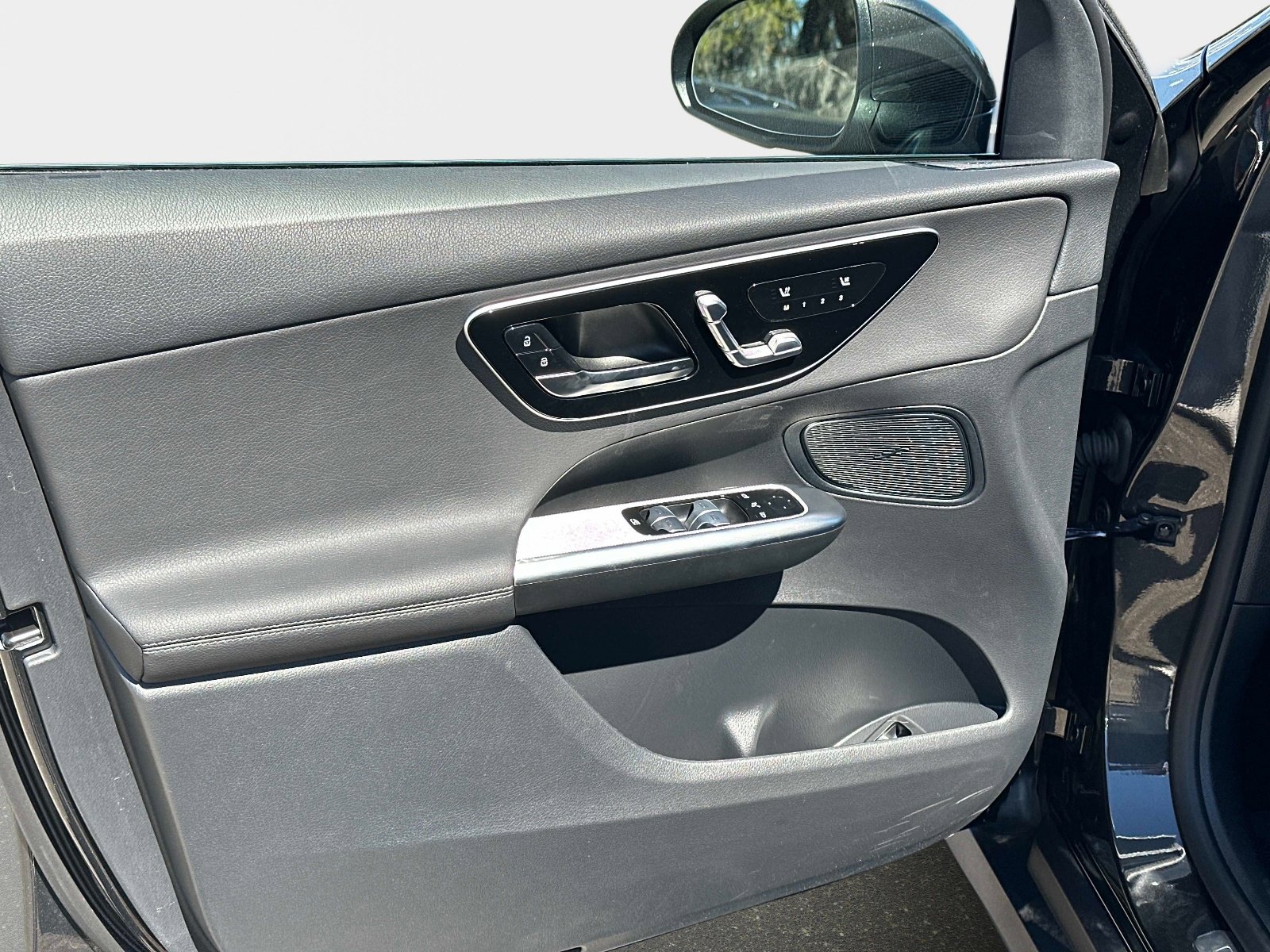 Used 2026 Mercedes-Benz GLC 350e 4MATIC image 15