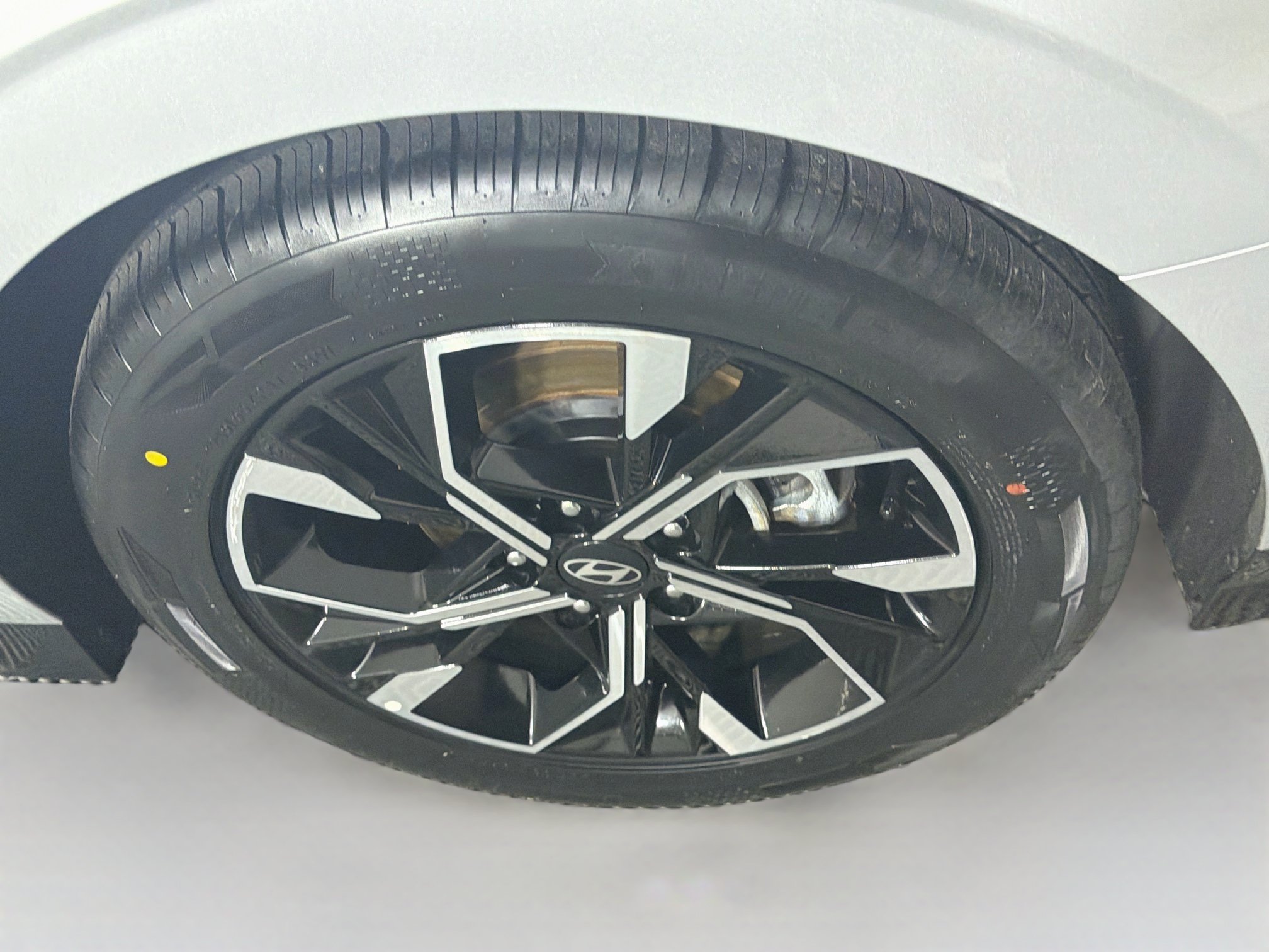 Used 2025 Hyundai Sonata SEL FWD image 11