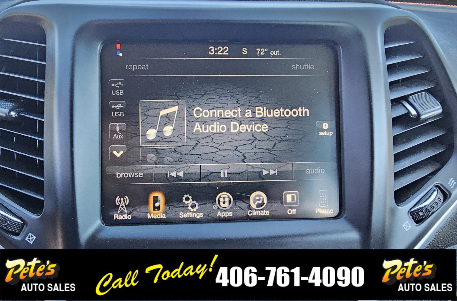 Used 2016 Jeep Cherokee Trailhawk image 24