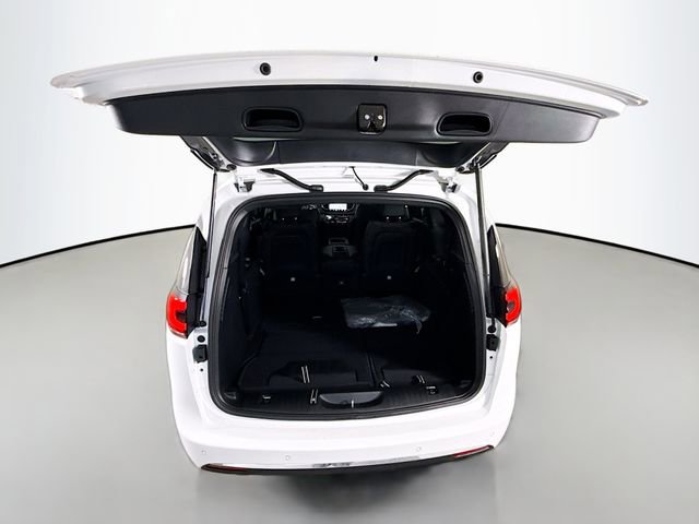 New 2026 Chrysler Pacifica Select image 24