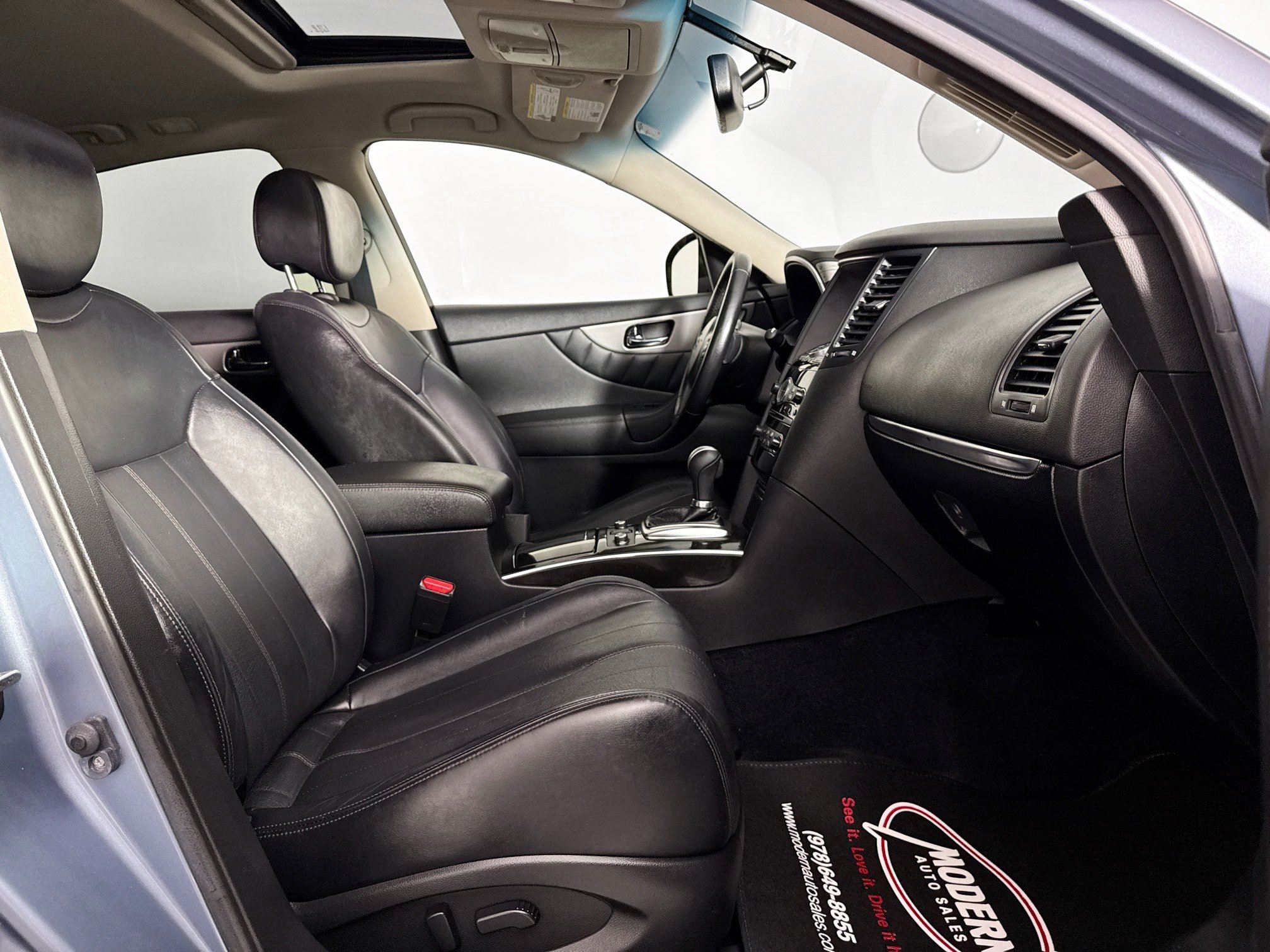 Used 2017 INFINITI QX70 AWD image 35