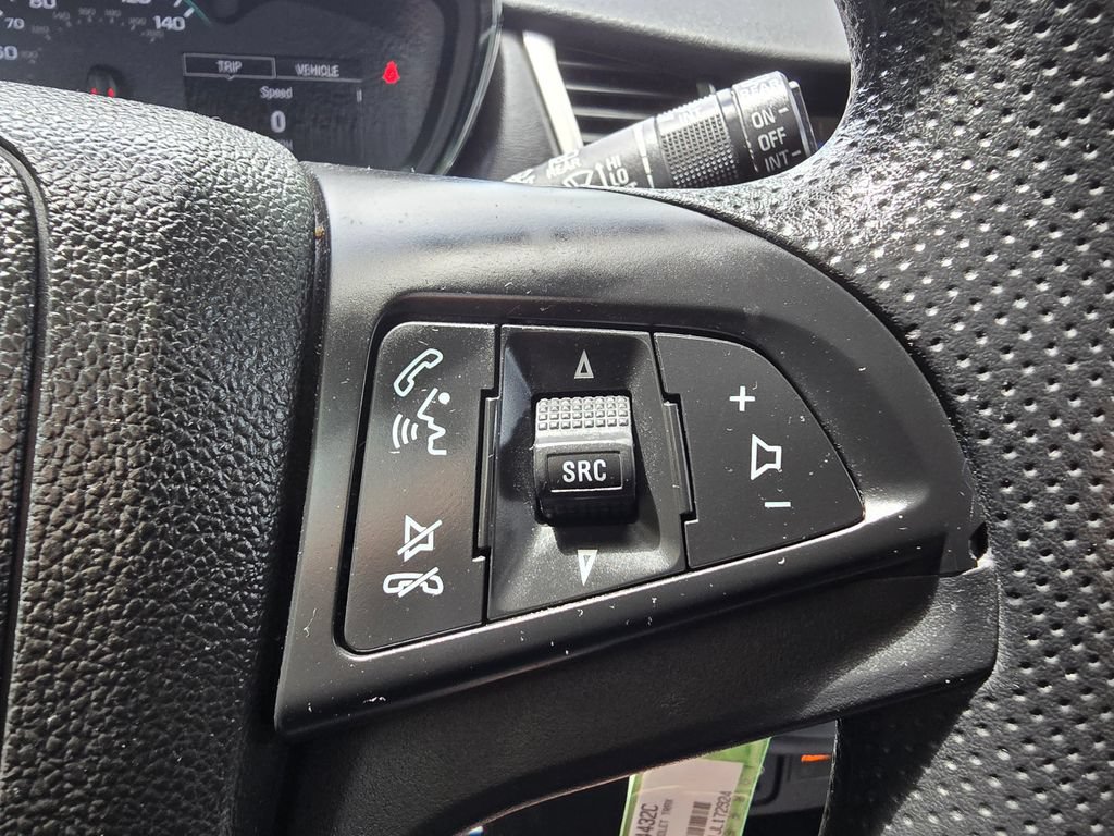Used 2018 Chevrolet Trax LT AWD/4WD image 20