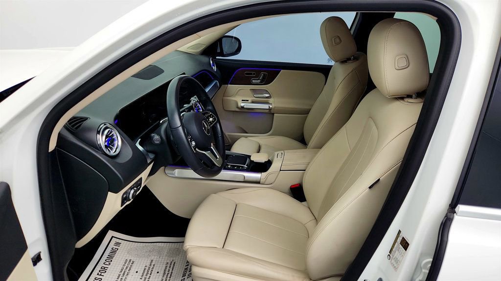 Used 2023 Mercedes-Benz EQB 250+ w/ Exclusive Package image 19