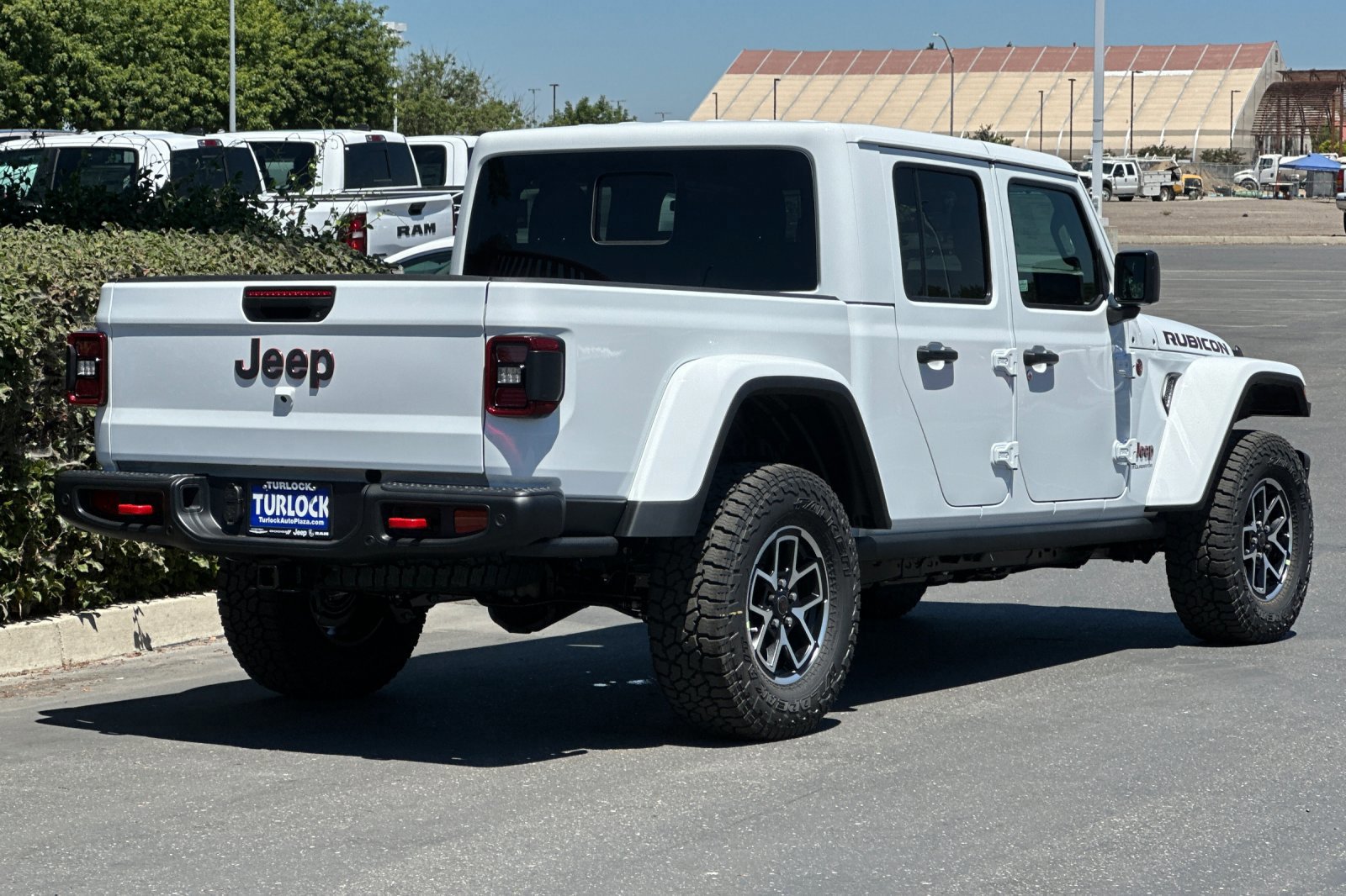 New 2025 Jeep Gladiator Rubicon image 4