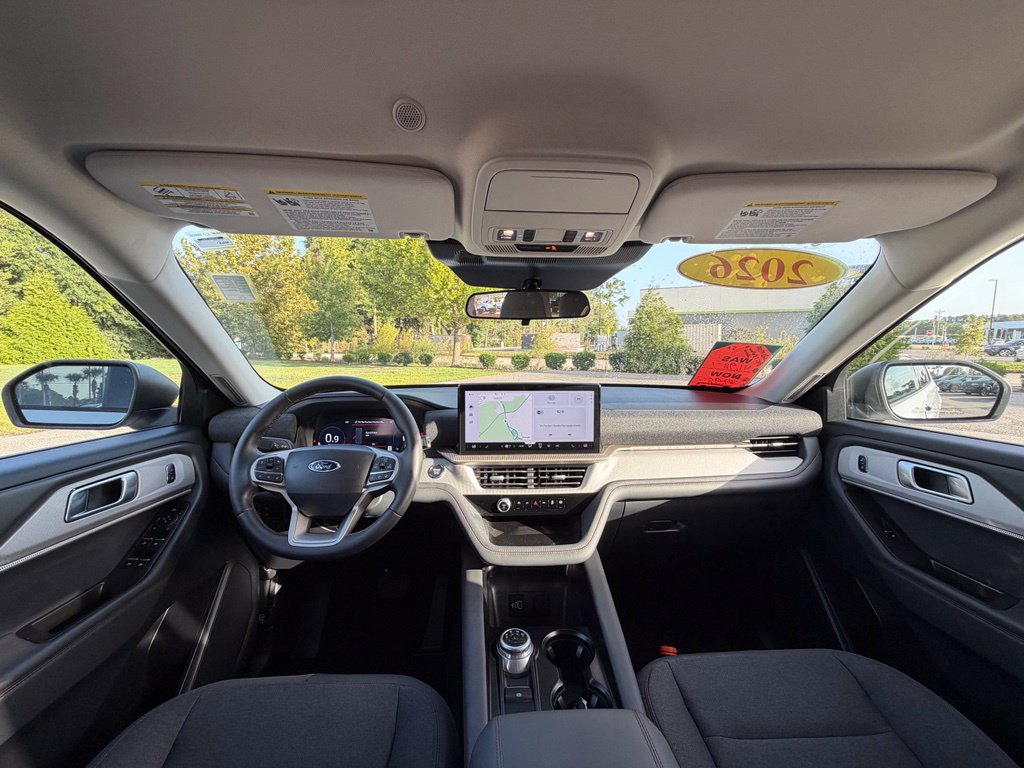 Used 2026 Ford Explorer Active RWD image 27