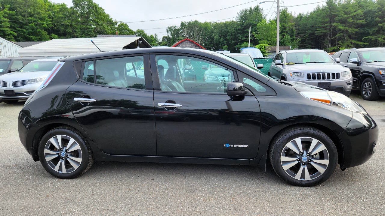 Used 2013 Nissan Leaf SL FWD image 17