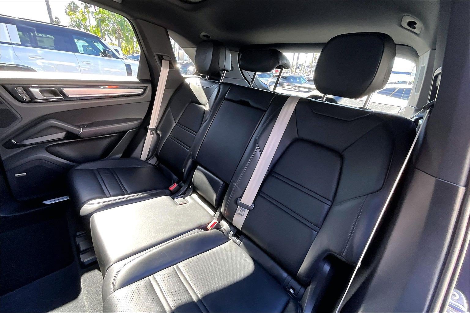 Used 2022 Porsche Cayenne S AWD/4WD image 26