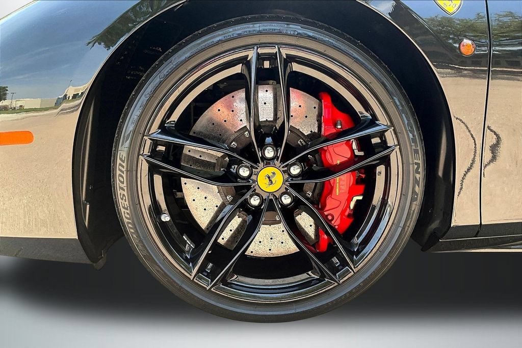 Used 2019 Ferrari 488 GTB RWD image 28