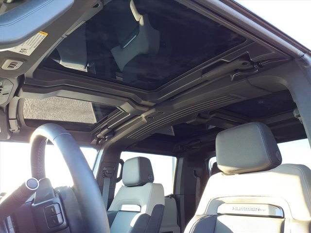 New 2026 GMC Hummer EV 4x4 Crew Cab image 14