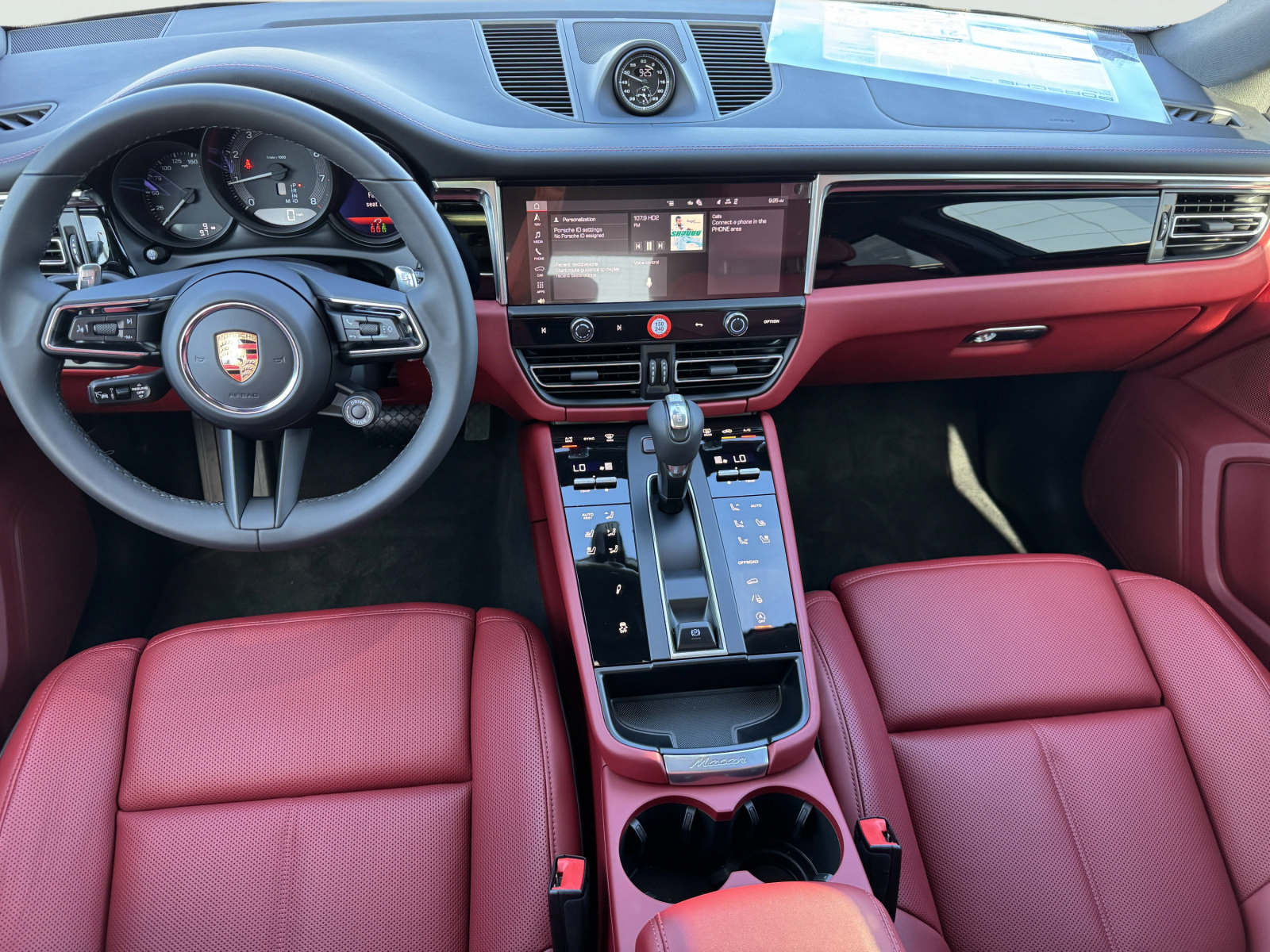 New 2025 Porsche Macan AWD/4WD image 19
