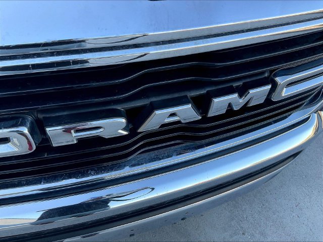Used 2019 RAM 1500 Big Horn RWD image 33