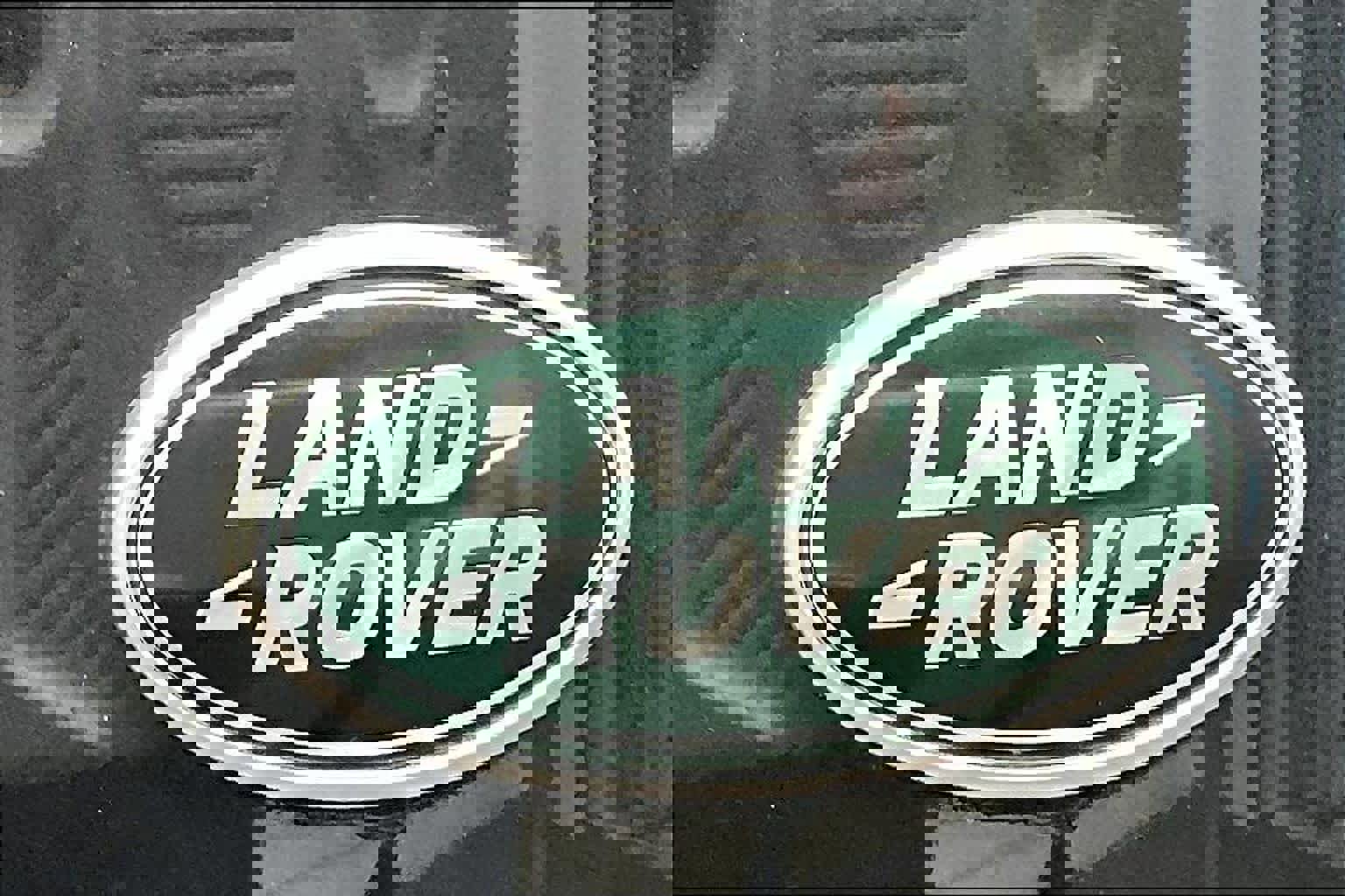 Used 2023 Land Rover Range Rover Long Wheelbase SE image 18