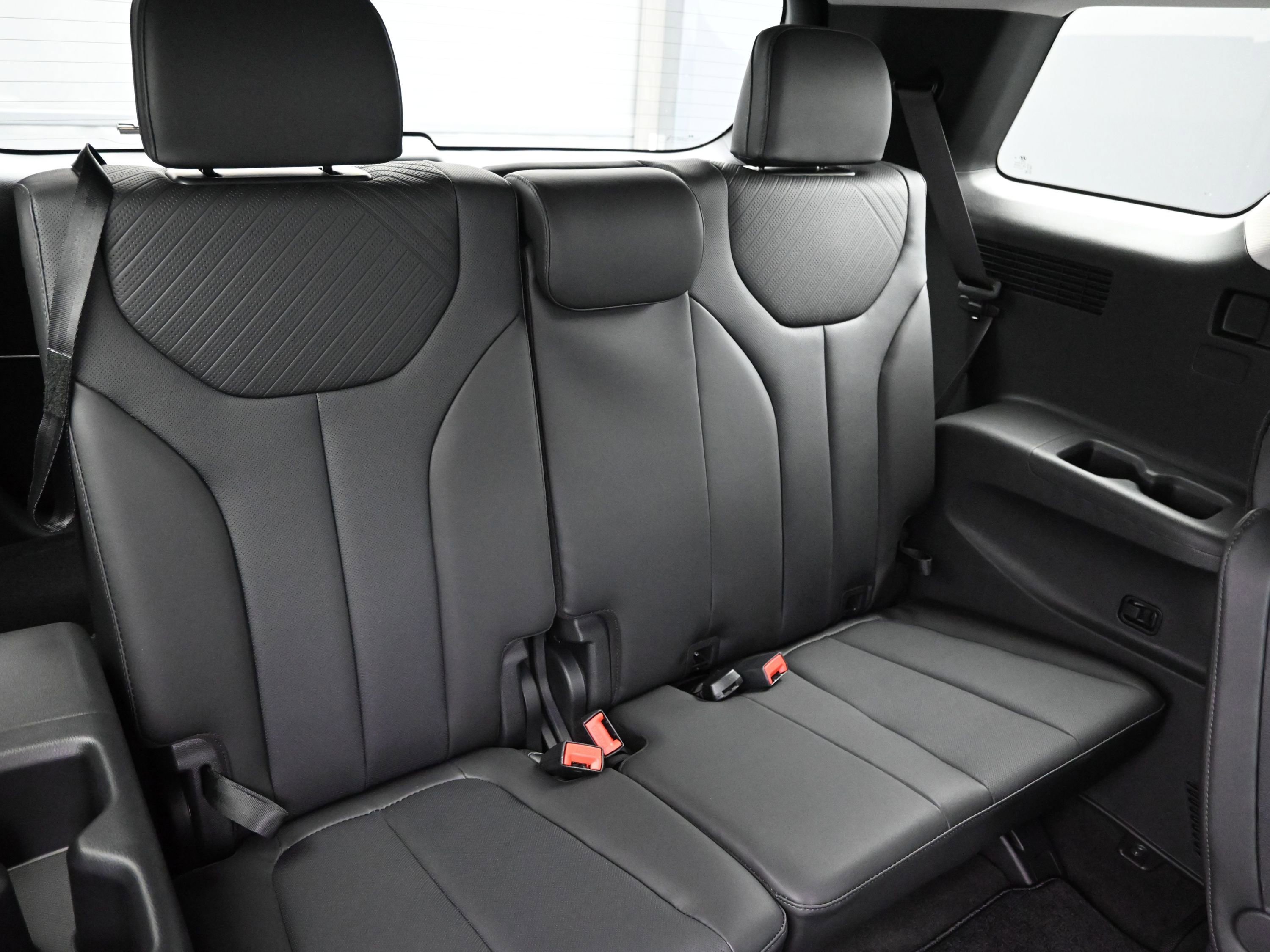 Used 2025 Hyundai Palisade SEL image 16