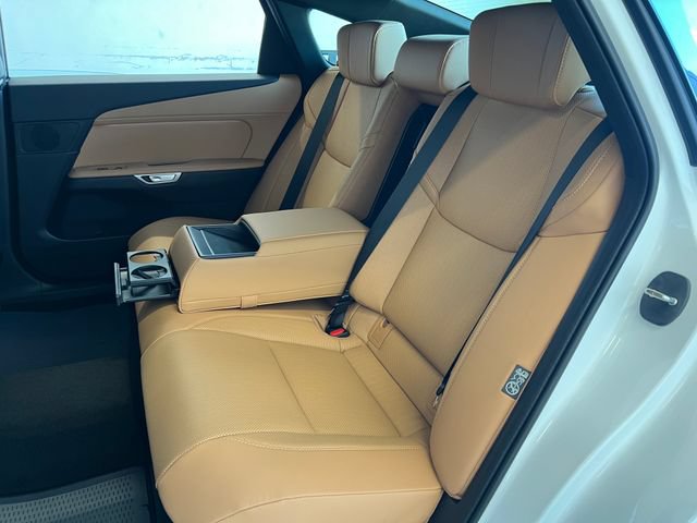 New 2026 Lexus ES 350e FWD image 43