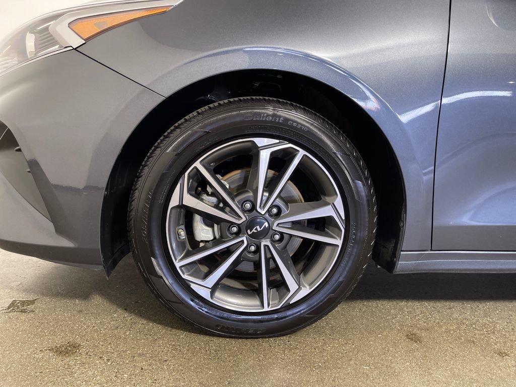 Used 2023 Kia Forte LXS FWD image 11