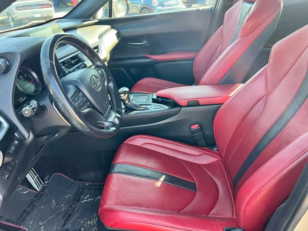 Used 2020 Lexus UX 250h F Sport AWD/4WD image 16