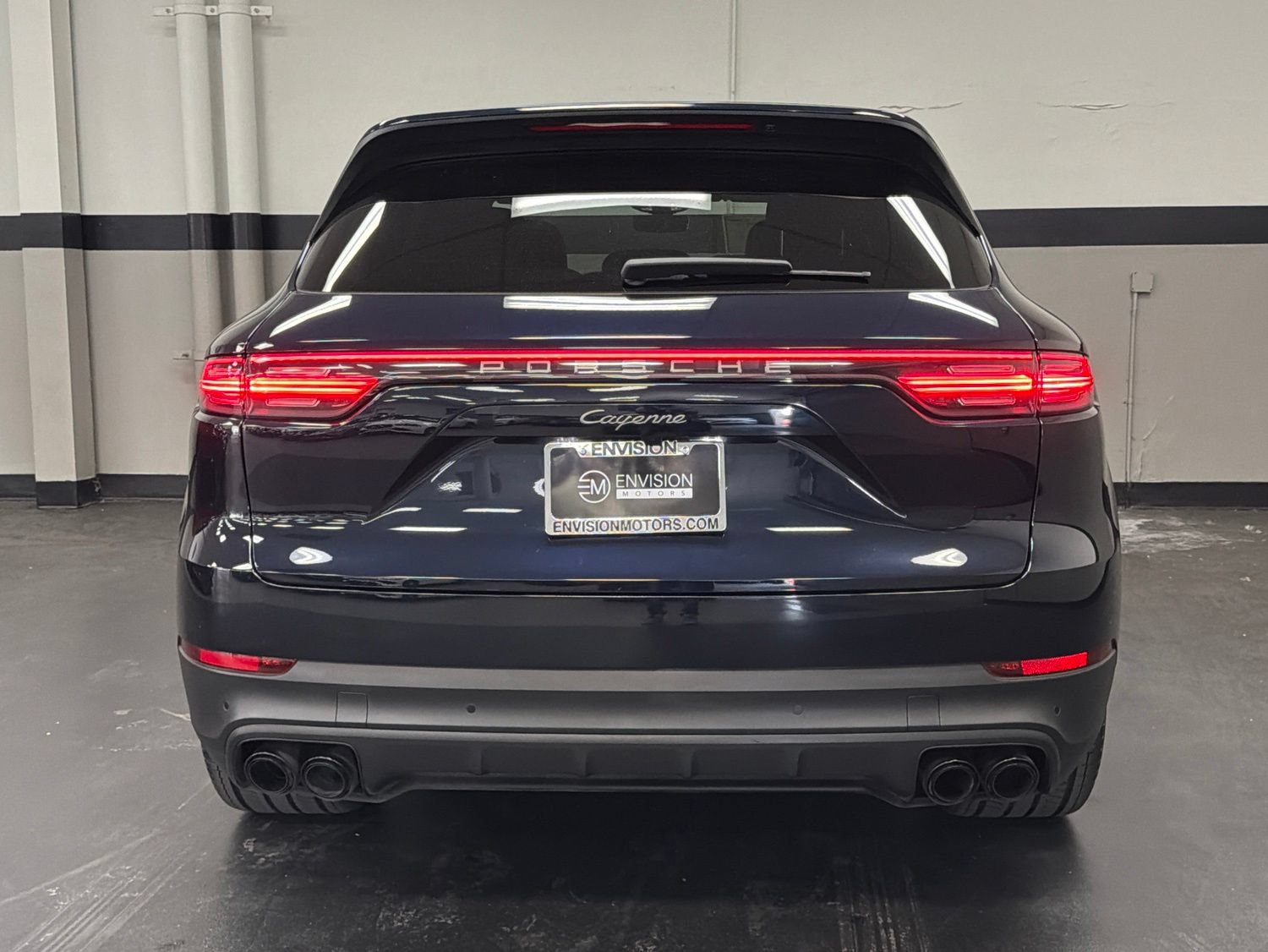 Used 2023 Porsche Cayenne AWD/4WD image 10
