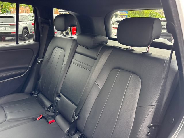 Used 2023 Mercedes-Benz GLB 250 4MATIC image 8