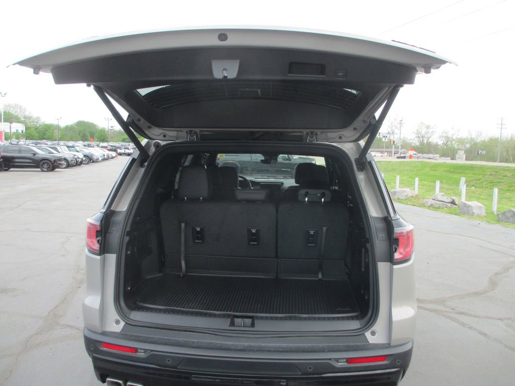 Used 2026 GMC Acadia AT4 w/ Super Cruise Package AWD/4WD image 8