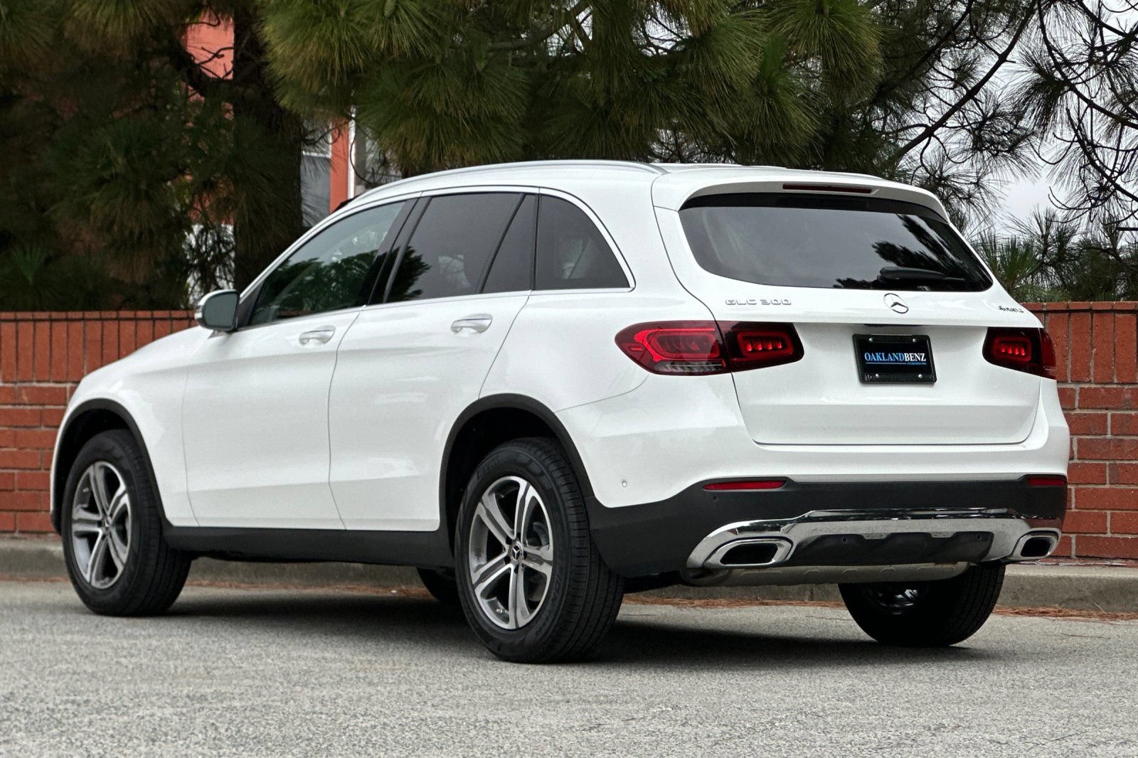 Used 2021 Mercedes-Benz GLC 300 4MATIC image 7