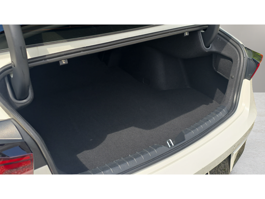 Used 2025 Kia K5 GT-Line w/ GT-Line Premium Package FWD image 28