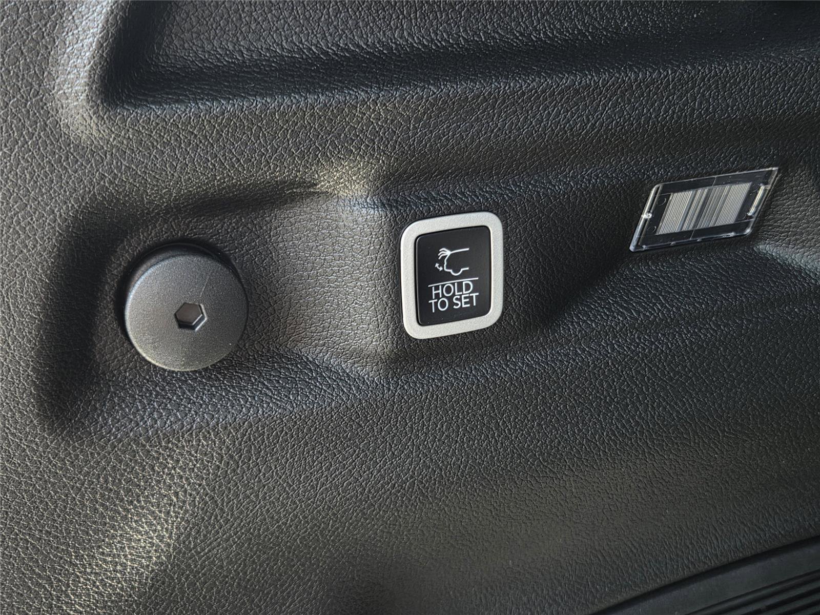 New 2026 Jeep Grand Cherokee L Limited image 33