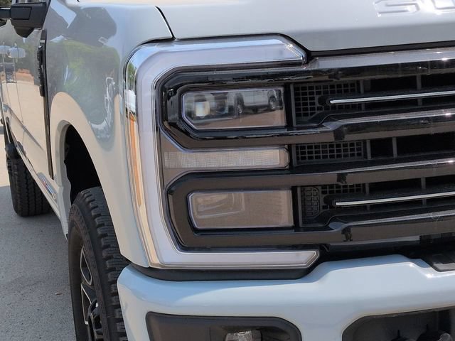 New 2026 Ford F250 Platinum AWD/4WD image 9
