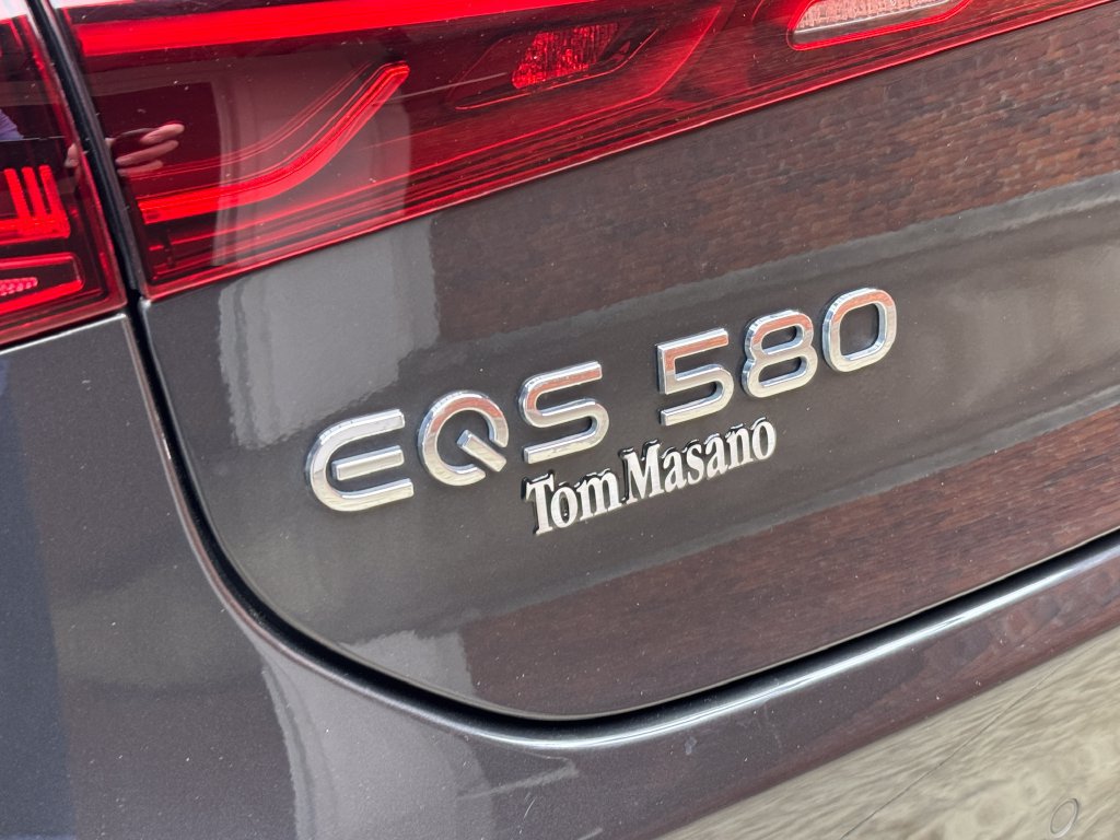 Certified 2023 Mercedes-Benz EQS 580 4MATIC Sedan w/ Exclusive Trim Package image 5