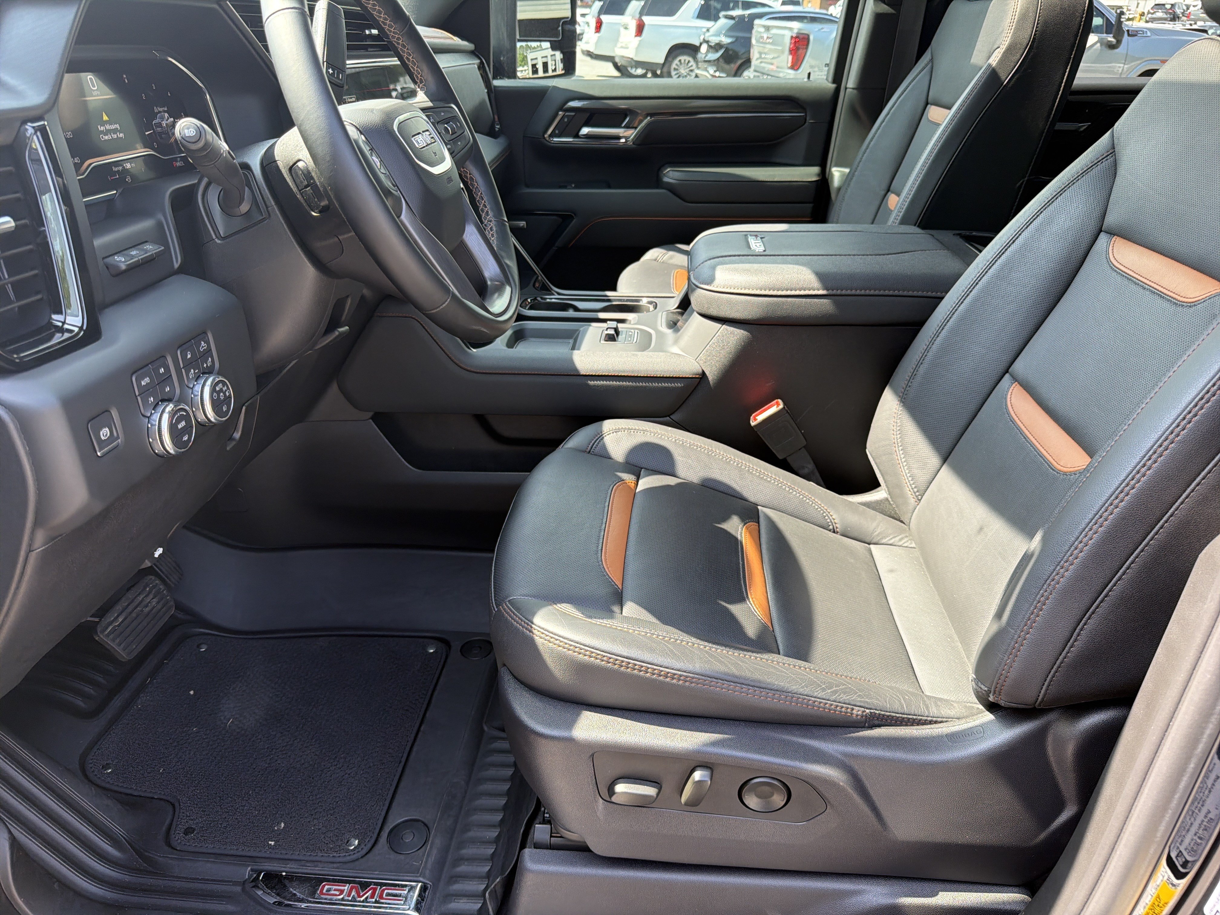 Certified 2024 GMC Sierra 2500 AT4 w/ AT4 Premium Plus Package AWD/4WD image 10
