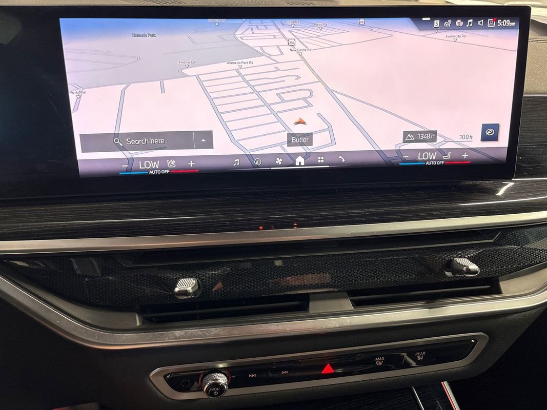 Used 2024 BMW X5 sDrive40i w/ M Sport Package image 35