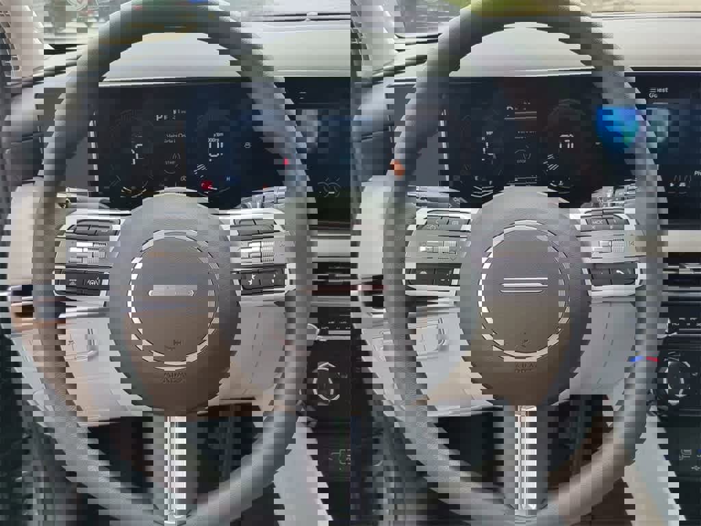 New 2026 Hyundai Tucson SEL image 23