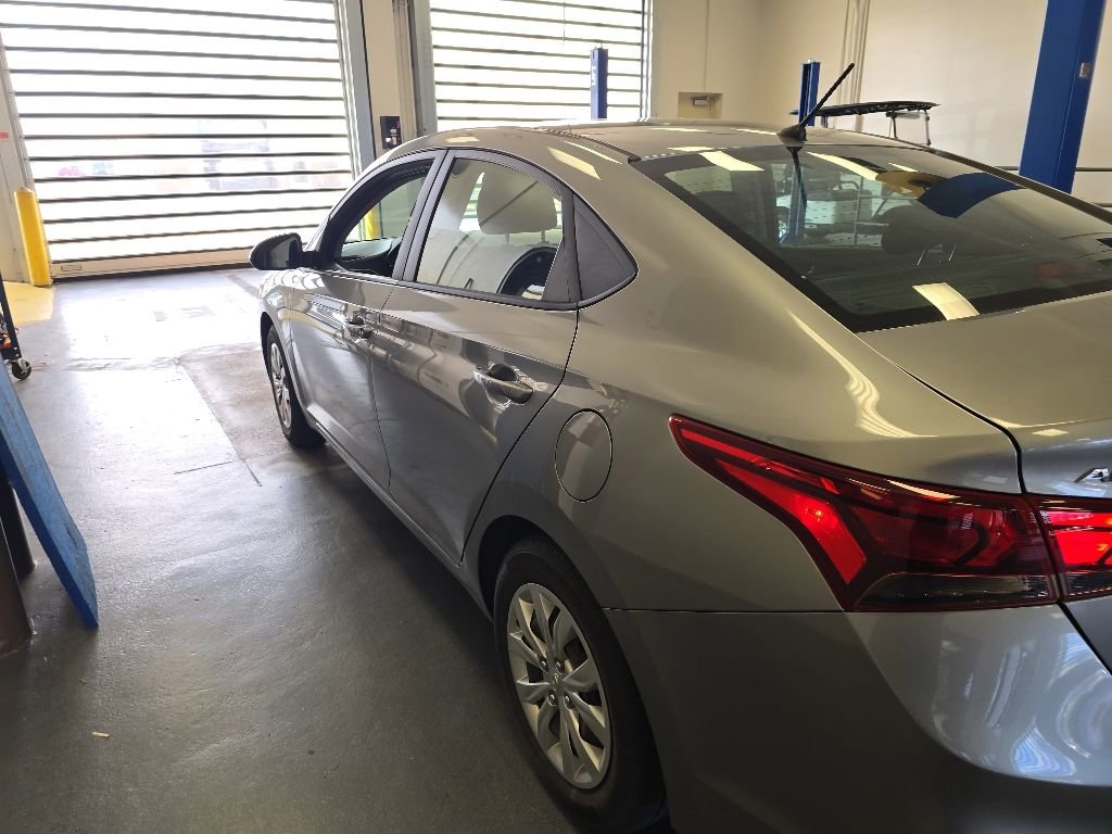 Used 2022 Hyundai Accent SE FWD image 8