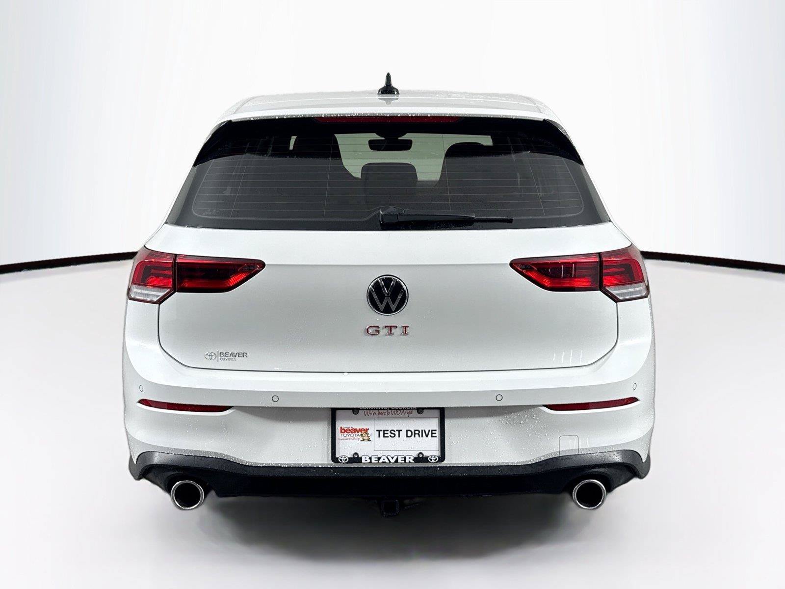 Used 2024 Volkswagen GTI SE FWD image 12