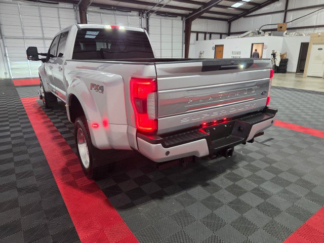 Used 2017 Ford F450 Platinum image 27