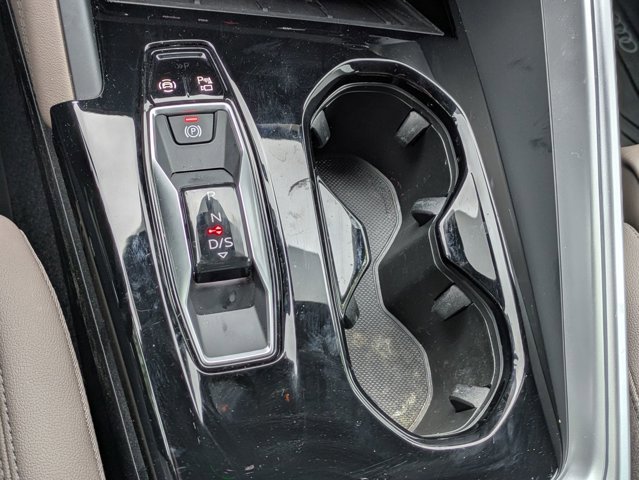 Used 2025 Audi Q5 Premium Plus w/ Premium Plus AWD/4WD image 13