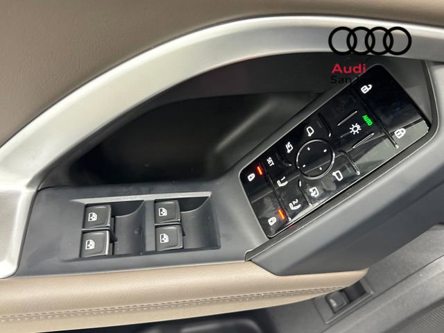 Used 2025 Audi Q5 Premium image 29